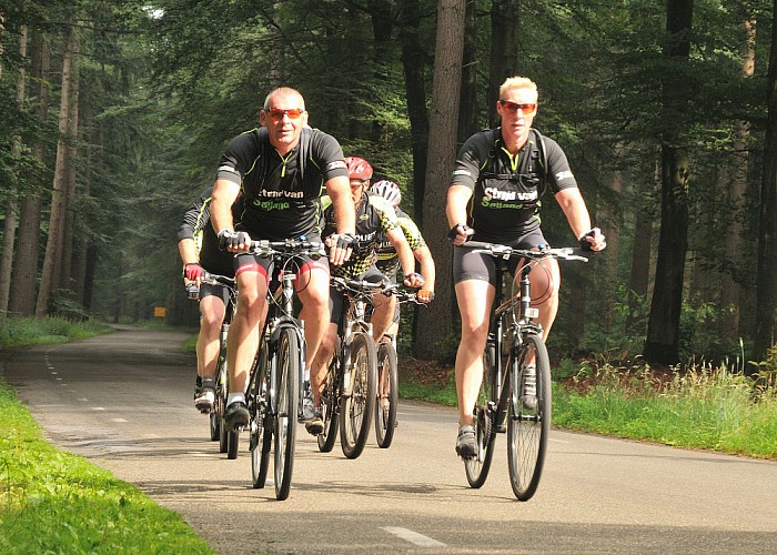 Liefst 31.500 euro sportieve geldinzamelactie - Foto: Eigen geleverde foto