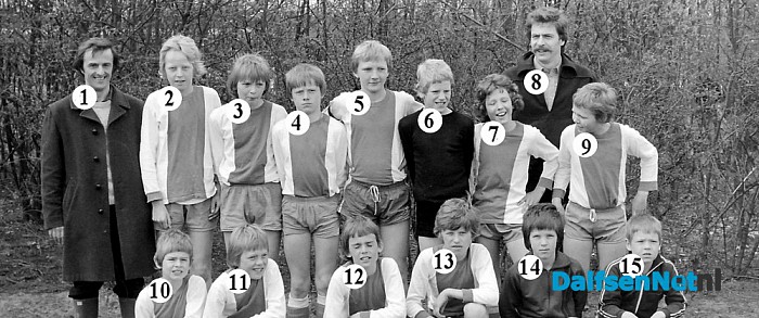 Namen gezocht groepsfoto - Foto: Historische Kring Dalfsen