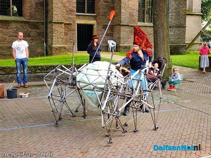 Kunsten op straat weer een succes. - Foto: H.G. Foto