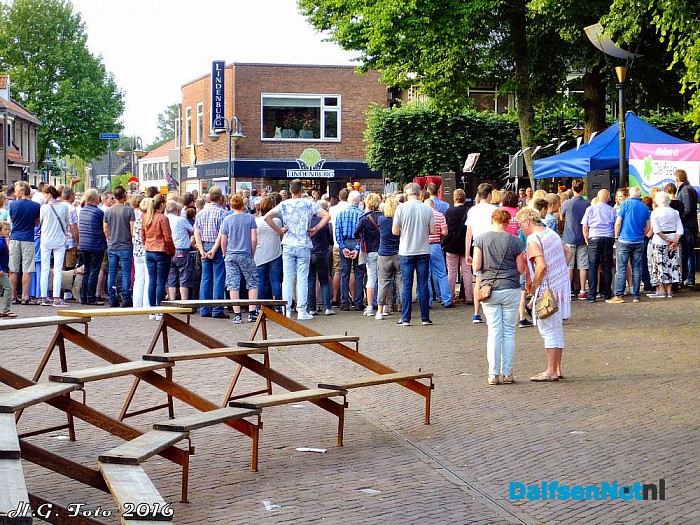 Kunsten op straat weer een succes. - Foto: H.G. Foto
