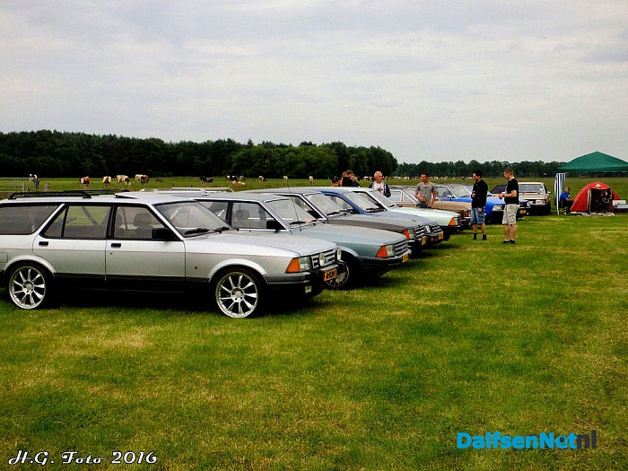 Ford meeting bij de Spokkeriete. - Foto: H.G. Foto