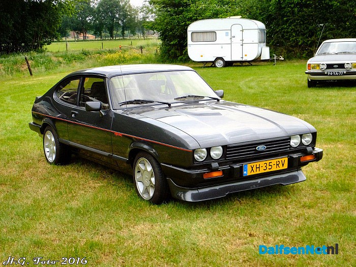 Ford meeting bij de Spokkeriete. - Foto: H.G. Foto