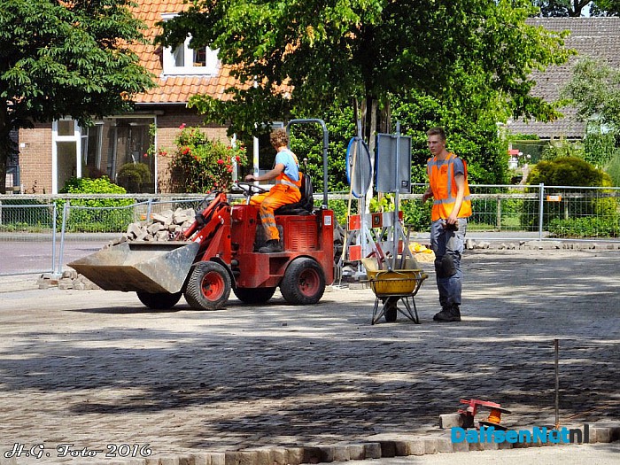 Oudleusen krijgt een dorpsplein. - Foto: H.G. Foto