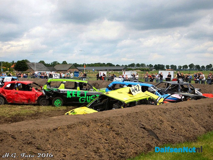 Autorodeo Oudleusen toch weer een succes.(Foto update) - Foto: H.G. Foto