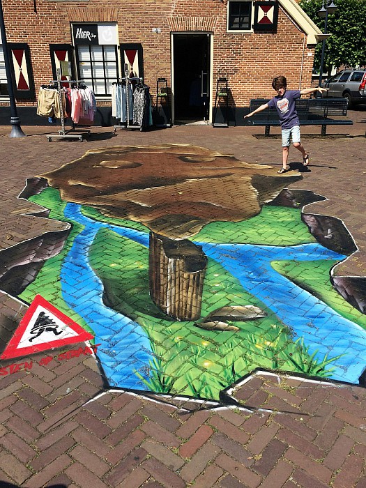 3d- Straattekening op het pleintje bij HierMode - Foto: Eigen geleverde foto