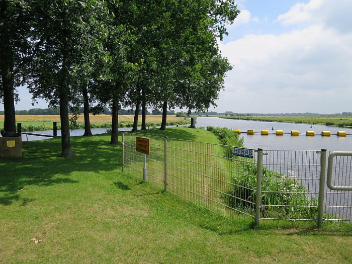 Doede op Waterschapsbank Vechterweerd - Foto: Wim