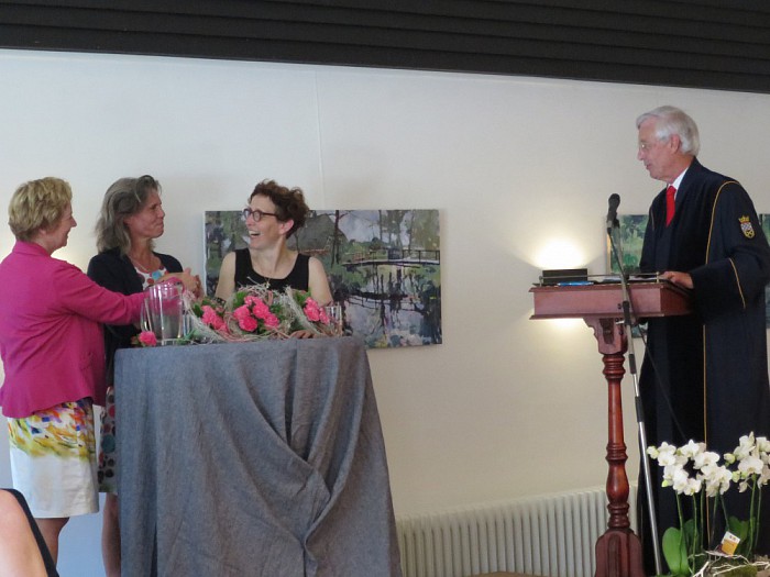 Anjerpunt Hoonhorst feestelijk geopend - Foto: Wim