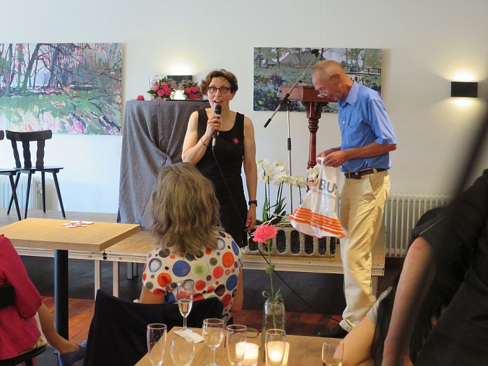 Anjerpunt Hoonhorst feestelijk geopend - Foto: Wim