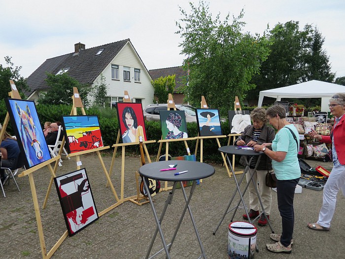 Het was weer gezellig druk in Hoonhorst - Foto: Wim