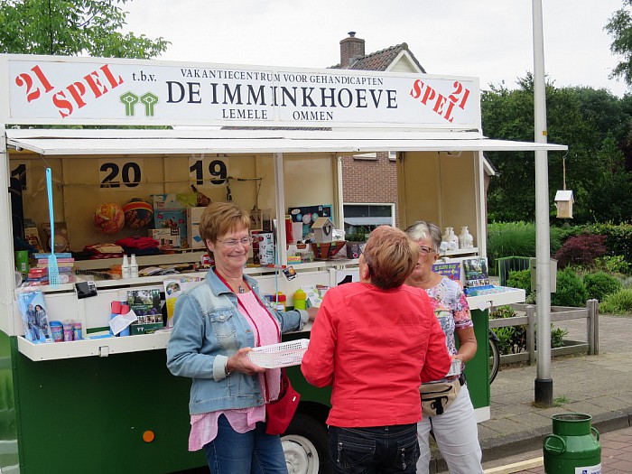 Het was weer gezellig druk in Hoonhorst - Foto: Wim