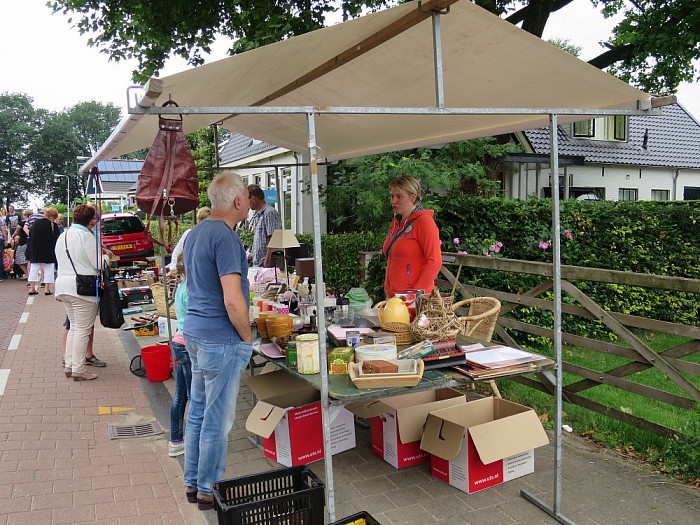 Het was weer gezellig druk in Hoonhorst - Foto: Wim