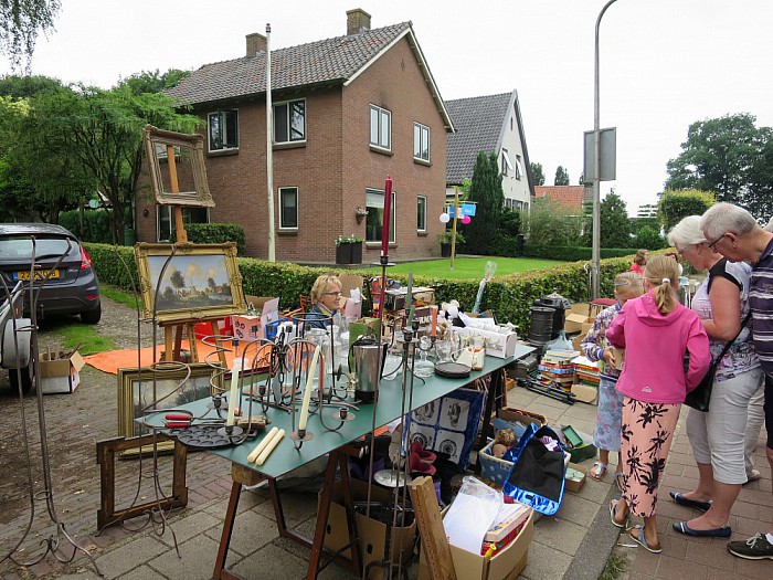 Het was weer gezellig druk in Hoonhorst - Foto: Wim