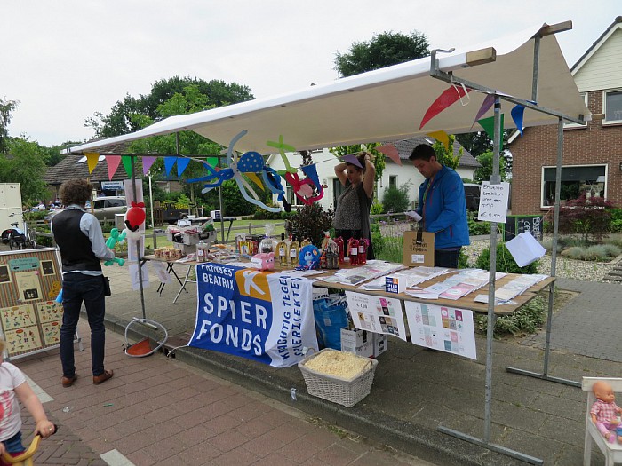 Het was weer gezellig druk in Hoonhorst - Foto: Wim
