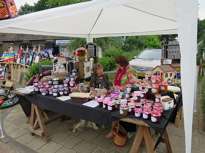 Het was weer gezellig druk in Hoonhorst - Foto: Wim