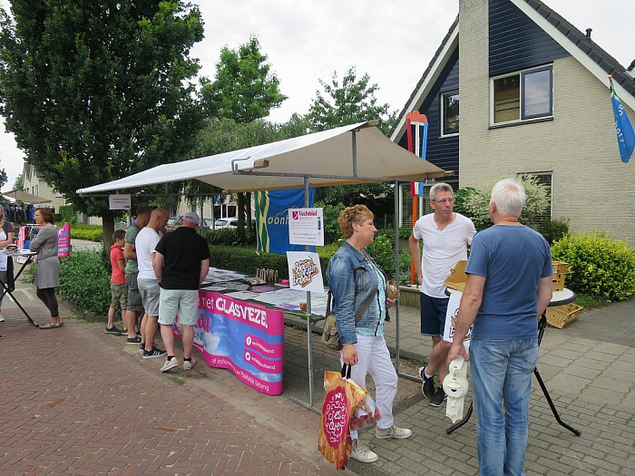 Het was weer gezellig druk in Hoonhorst - Foto: Wim