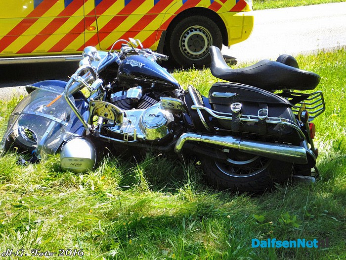 Motorrijder gewond bij aanrijding N-348 - Foto: H.G. Foto