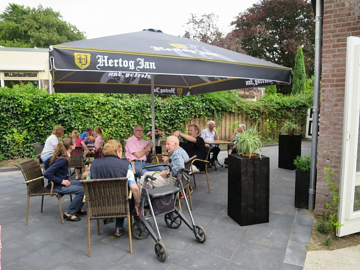 Opendag Anjerpunt Hoonhorst druk bezocht - Foto: Wim