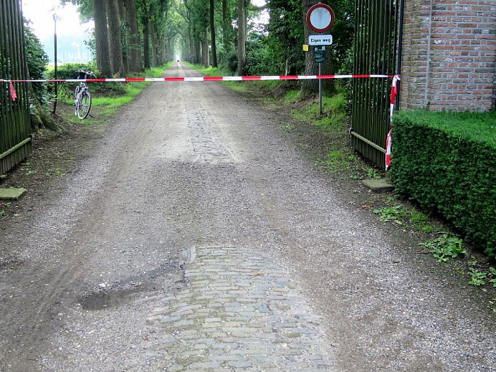 Aalshorsterpad tijdelijk afgesloten - Foto: Wim