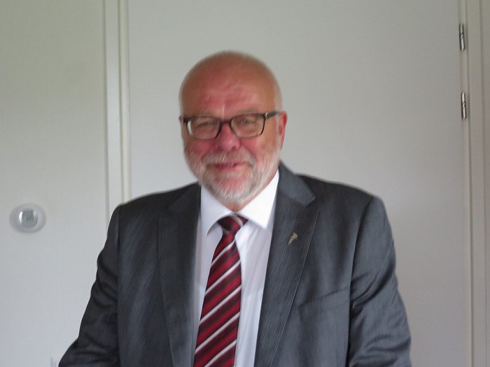 Burgemeester op bezoek bij 60 jarig bruidspaar Dijk-Visscher - Foto: Wim