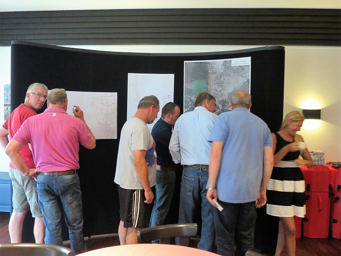 Gemeente presenteert herinrichting Kerkstraat Hoonhorst - Foto: Wim