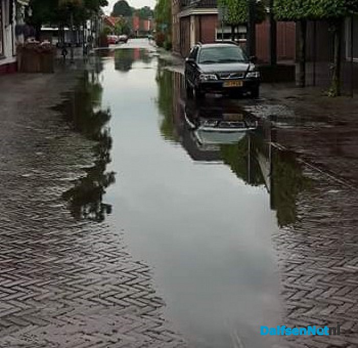 Heel veel water - Foto: Johan Bokma