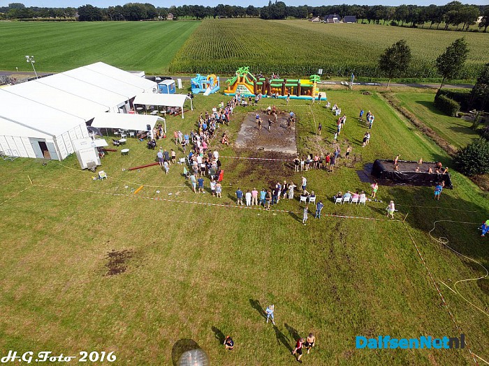 Oranjefeest Oudleusen Zaterdag. - Foto: H.G. Foto
