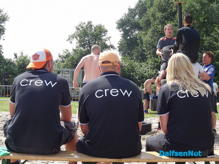 Teams laten zich uitdagen tijdens survival op het sukerbietenfeest - Foto: Ingezonden foto