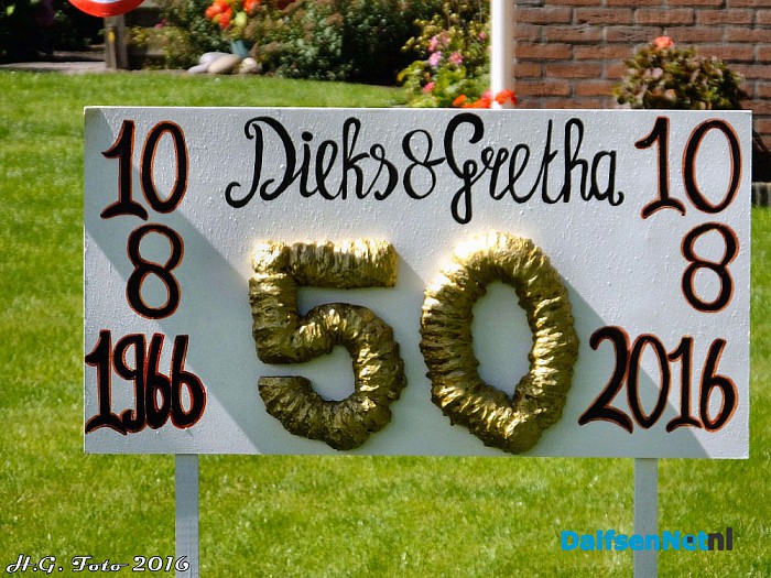 Dieks & Gretha Roeberts 50 jaar getrouwd. - Foto: H.G. Foto