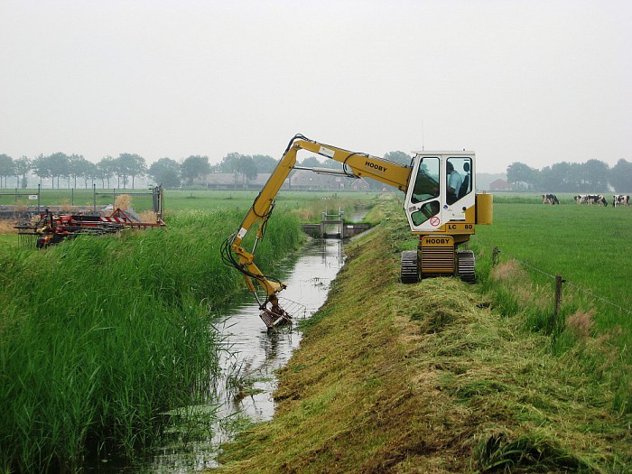 Bespreken onderhoud watergangen - Foto: Eigen geleverde foto