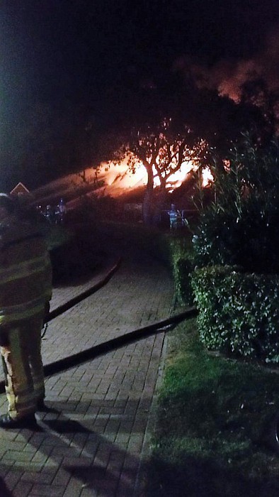 Bij woningbrand Nieuwleusen 2 katten vermist - Foto: Politie Dalfsen