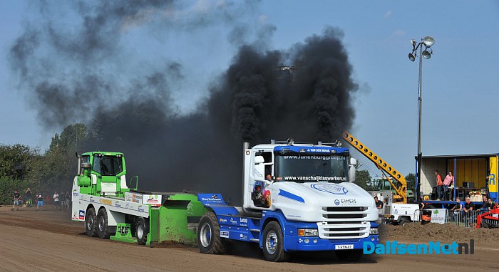 t’ Uliefeest groot spektakel aan de Ganzepanweg - Foto: Johan Bokma