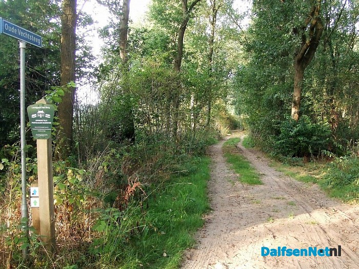 Kerkdijk Dalfsen een verdwenen weggetje - Foto: Wim