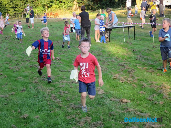 Sponsorloop In Hoonhorst voor een nieuw leerplein - Foto: Wim