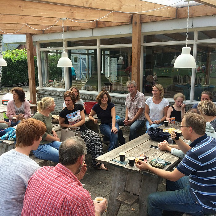 Hockeyseizoen geopend met Strandballen toernooi - Foto: Eigen geleverde foto