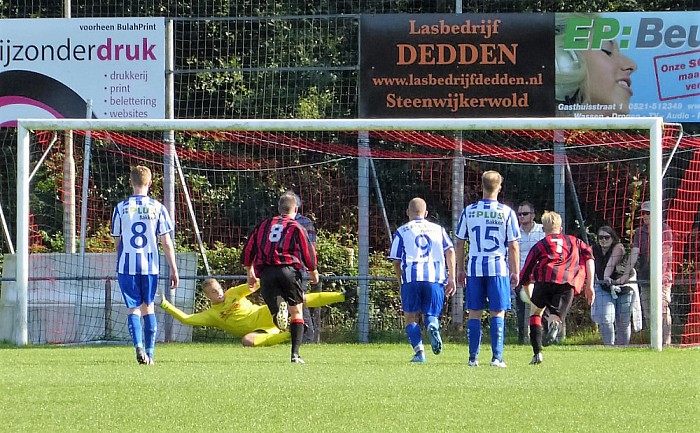 Steenwijkerwold krijgt punten cadeau van USV - Foto: Eigen geleverde foto