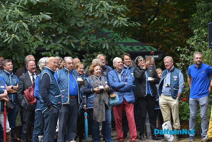 Nationale Rode Kruis Rally start vanaf Landgoed Hessum - Foto: Johan Bokma
