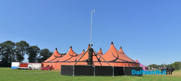 Bij de Kachel FM wordt keihard gewerkt - Foto: Johan Bokma