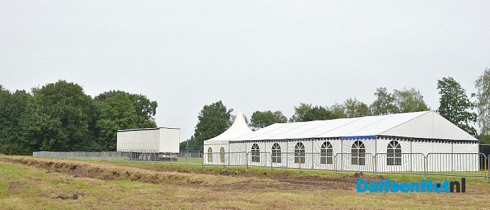 Modderspektakel Oudleusen bijna klaar voor zaterdag - Foto: Johan Bokma