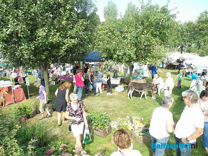 Nazomerse Snuffelmarkt De Veldhoekers - Foto: Ingezonden foto
