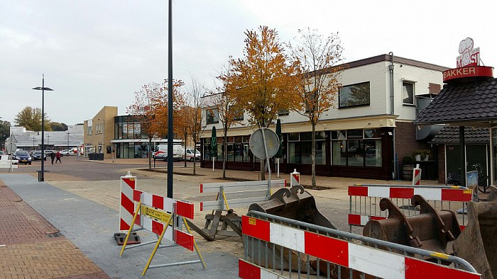 Aanleg kade Lemelerveld trekt bekijks - Foto: Ingezonden foto