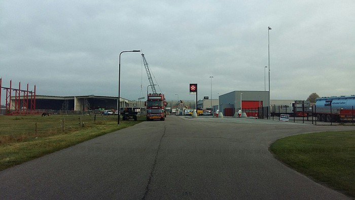 Enorme dakspanten nieuwbouw Tielbeke - Foto: Ingezonden foto