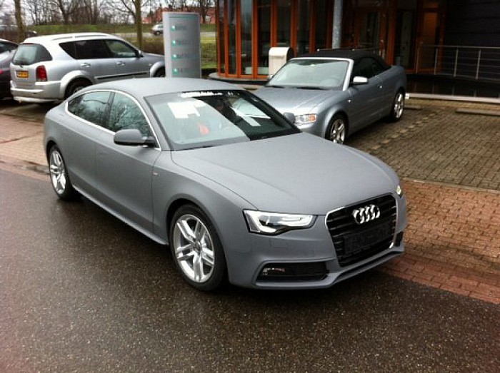 Auto gestolen Lemelerveld