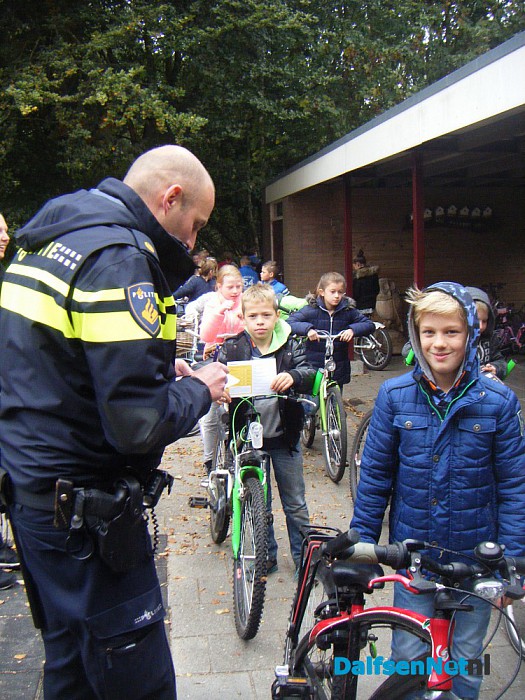 Leerlingen Vilsteren weer veilig straat op - Foto: Ingezonden foto