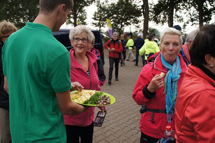 Meer dan 2000 lopers Sallandse wandelvierdaagse - Foto: Eigen geleverde foto