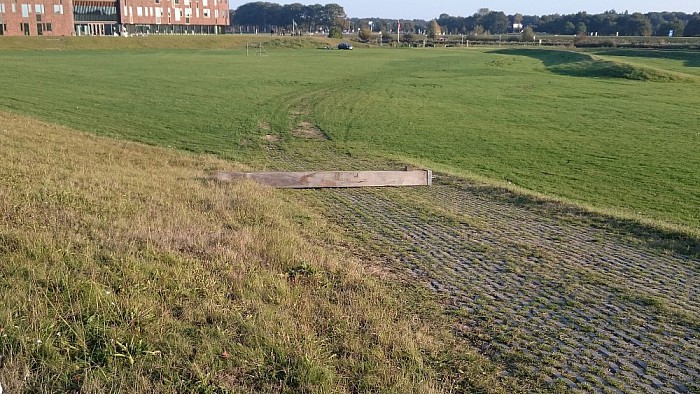 Aanlegpaal - Foto: Ingezonden foto