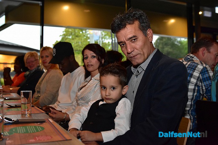 Integratiediner Trefkoele+ groot succes - Foto: Johan Bokma