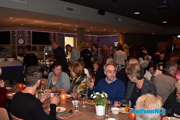 Integratiediner Trefkoele+ groot succes - Foto: Johan Bokma