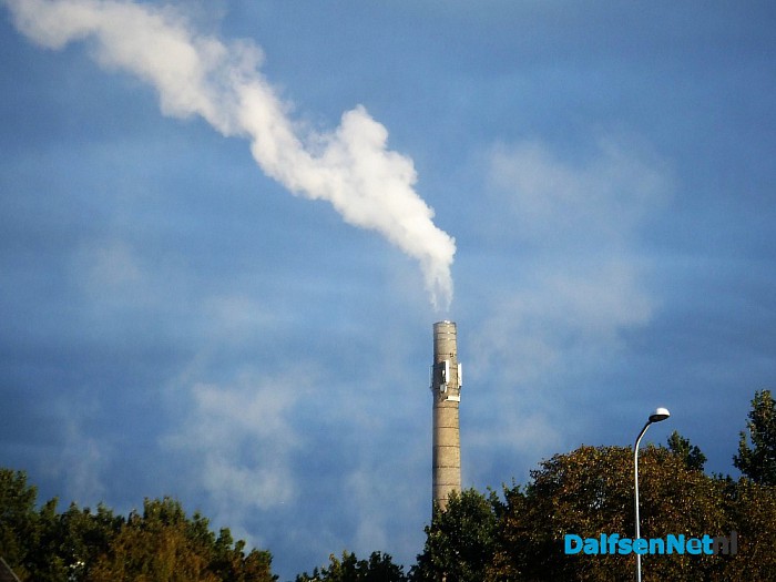 Het lijkt net: Kerktoren in brand - Foto: Wim