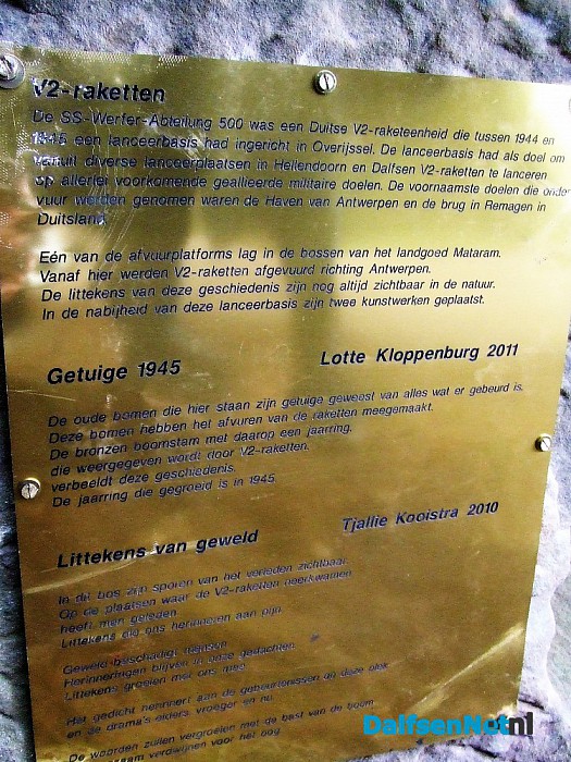 Tekstbord Mataramweg teruggevonden en hersteld - Foto: Wim