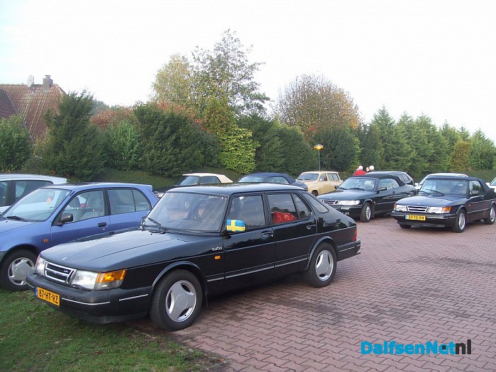 Alle Saabrijders op tijd binnen - Foto: Wim